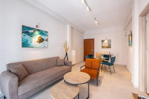 Bright and cozy 2bdr apartment close to Acropolis